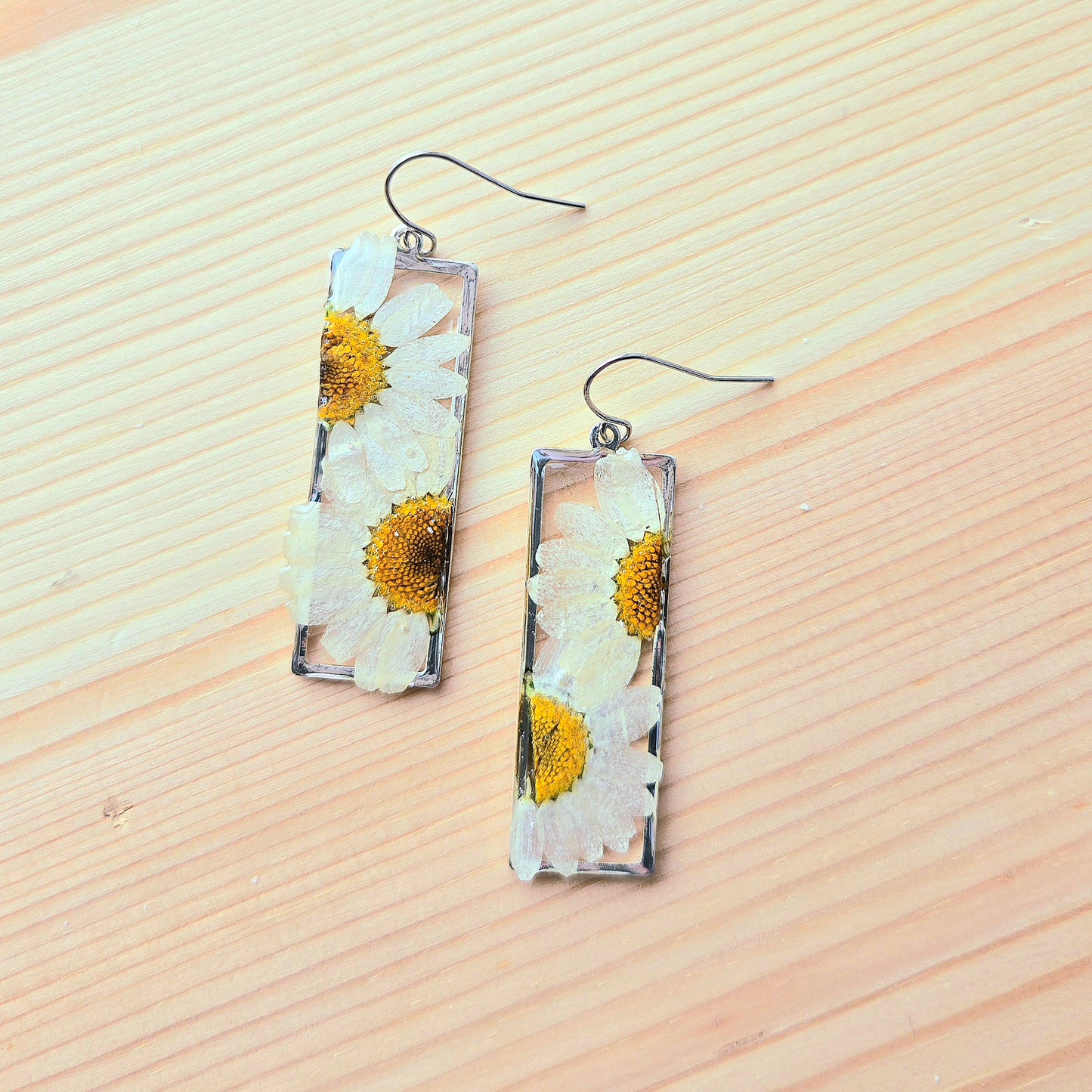 Fresh as a Daisy Dangles